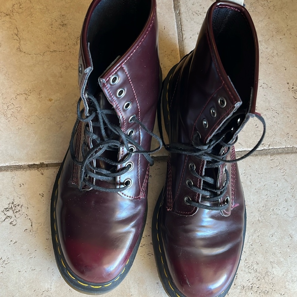 Doc Marten Men’s burgundy boots